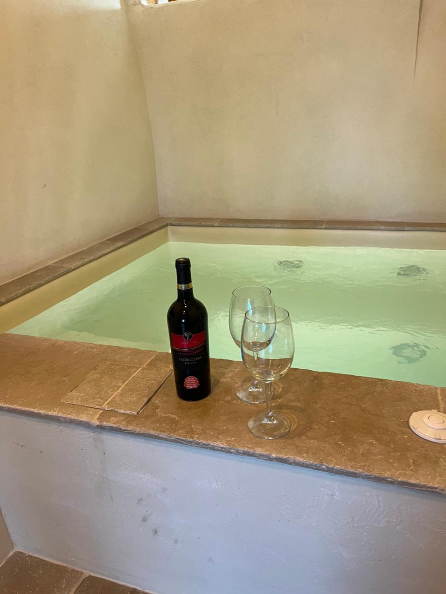 Camilla Luxury Suite Ostuni Luaran gambar