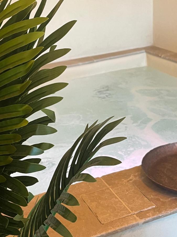 Camilla Luxury Suite Ostuni Luaran gambar